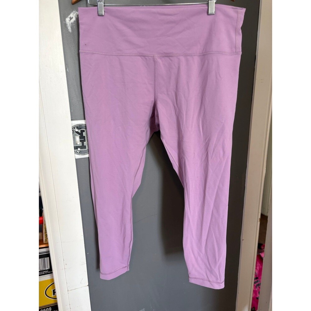 Lululemon size 18 Invigorate High-Rise Tight 25"
Jubilee lilac purple leggings